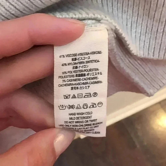 FREE PEOPLE Womens Allure Pullover V-Neck Sweater - Picture 8 of 8